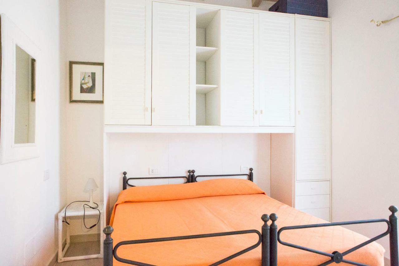 Blue Portrait House Apartment Голфо Аранчи Екстериор снимка